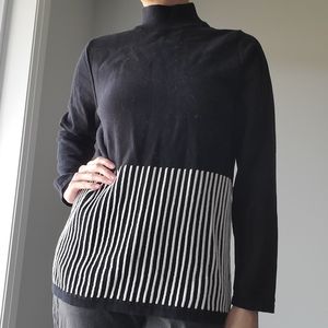 Warm Black Sweater White Vertical Stripe Lines